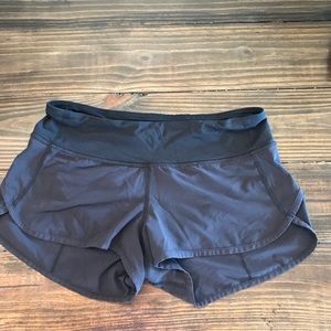 Lululemon speed Short size 4, Black, gently used